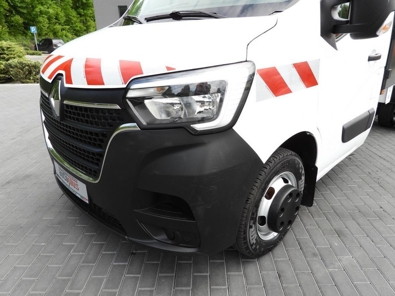 Komercauto pašizgāzējs Renault MASTER WYWROTKA TEMPOMAT LEDY BLIŹNIACZE KOŁA KLIMATYZACJA 130K: foto 17