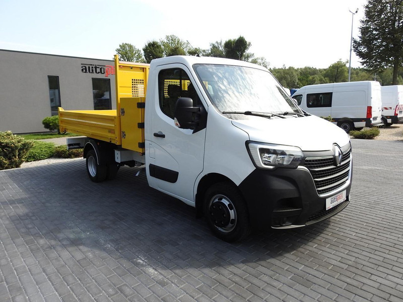 Renault MASTER WYWROTKA TEMPOMAT NAWIGACJA KLIMATYZACJA LEDY BLIŹNIACZE - Komercauto pašizgāzējs: foto 4 Renault MASTER WYWROTKA TEMPOMAT NAWIGACJA KLIMATYZACJA LEDY BLIŹNIACZE - Komercauto pašizgāzējs: foto 4