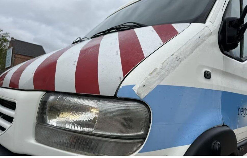 Furgons ar slēgtā virsbūve Renault Mascott 2.8 Van: foto 13