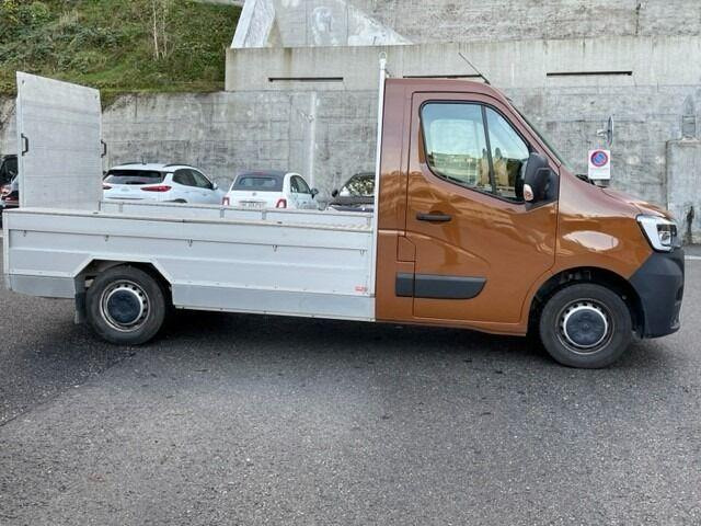 Renault Master 150 dci - plató + rámpa - Automašīna ar kravas platformu: foto 4 Renault Master 150 dci - plató + rámpa - Automašīna ar kravas platformu: foto 4