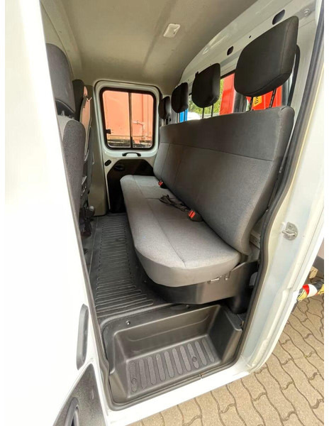 Automašīna ar kravas platformu, Kravas-pasažieru furgons Renault Master Doka - Flatbed truck + crane: foto 16 Automašīna ar kravas platformu, Kravas-pasažieru furgons Renault Master Doka - Flatbed truck + crane: foto 16