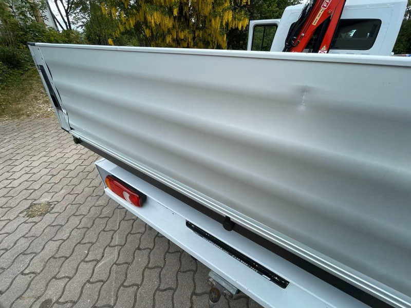 Automašīna ar kravas platformu, Kravas-pasažieru furgons Renault Master Doka - Flatbed truck + crane: foto 11 Automašīna ar kravas platformu, Kravas-pasažieru furgons Renault Master Doka - Flatbed truck + crane: foto 11