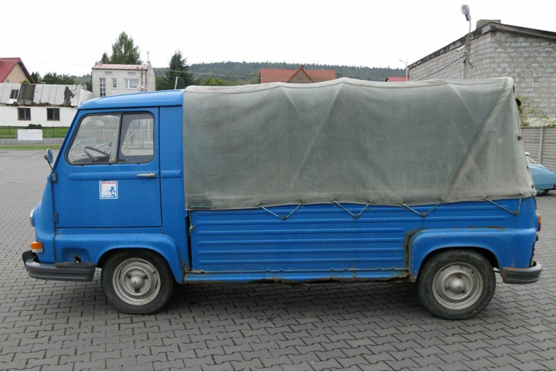 Renault R21 / ESTAFETTE 1000 / OLDTIMER / 1970 YEAR / 38 000 KM !! - Automašīna ar kravas platformu: foto 5 Renault R21 / ESTAFETTE 1000 / OLDTIMER / 1970 YEAR / 38 000 KM !! - Automašīna ar kravas platformu: foto 5