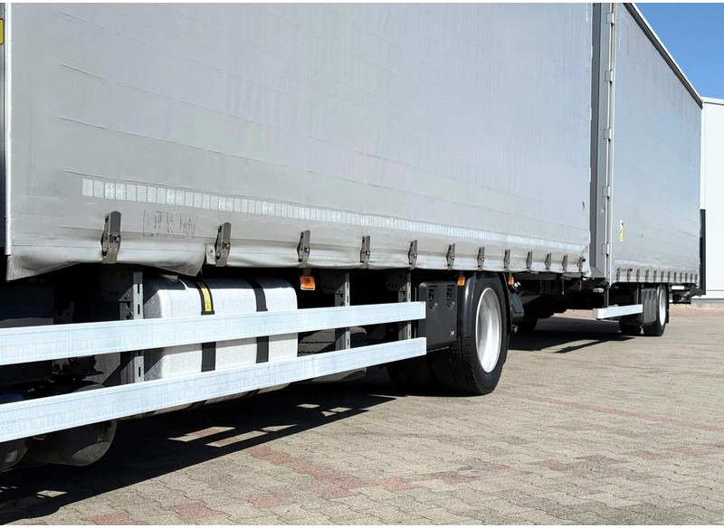 Renault T 380 - Kravas automašīna ar tentu: foto 5 Renault T 380 - Kravas automašīna ar tentu: foto 5