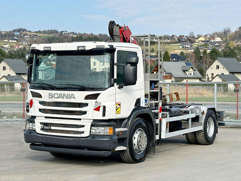 Scania P 250 * HMF 635 K2 + FUNK * TOPZUSTAND - Kravas automašīna pašizgāzējs, Kravas auto ar manipulatoru: foto 2 Scania P 250 * HMF 635 K2 + FUNK * TOPZUSTAND - Kravas automašīna pašizgāzējs, Kravas auto ar manipulatoru: foto 2