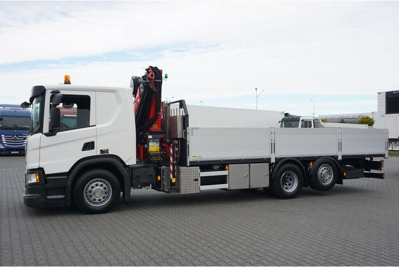 Scania P 410 / 6 X 2 / SKRZYNIOWY + HDS / PALFINGER PK 24 001 / OŚ SKRĘ - Bortu kravas automašīna/ Platforma, Kravas auto ar manipulatoru: foto 3 Scania P 410 / 6 X 2 / SKRZYNIOWY + HDS / PALFINGER PK 24 001 / OŚ SKRĘ - Bortu kravas automašīna/ Platforma, Kravas auto ar manipulatoru: foto 3