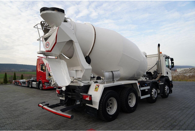 Scania P 410 / 8x4 / BETONOMIESZARKA / GRUSZKA / PUTZMEISTER / 9m3 / AU - Betonvedējs: foto 4 Scania P 410 / 8x4 / BETONOMIESZARKA / GRUSZKA / PUTZMEISTER / 9m3 / AU - Betonvedējs: foto 4