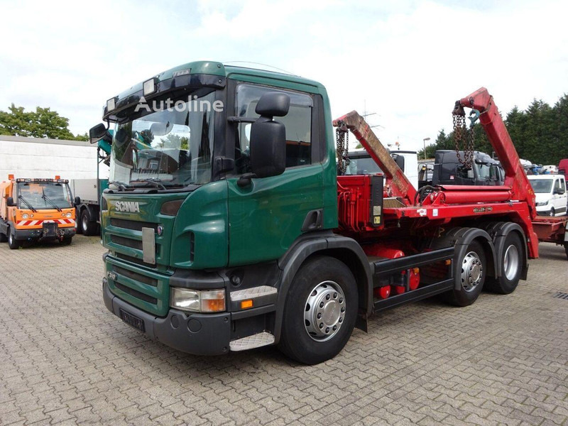 Scania P310 - Skip loader truck - Būvgružu konteineru vedējs: foto 2 Scania P310 - Skip loader truck - Būvgružu konteineru vedējs: foto 2
