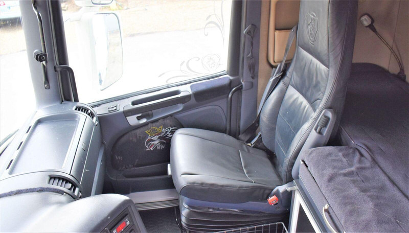 Kravas automašīna dzīvnieku pārvadāšanai Scania R 500: foto 9 Kravas automašīna dzīvnieku pārvadāšanai Scania R 500: foto 9