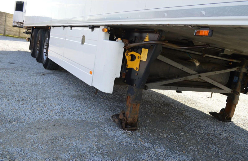 Schmitz Cargobull SKO 24REFRIGERATOR + LIFT ROLLER SHUTTER CARRIER VECTOR 1850Mtº līzingu Schmitz Cargobull SKO 24REFRIGERATOR + LIFT ROLLER SHUTTER CARRIER VECTOR 1850Mtº: foto 8 Schmitz Cargobull SKO 24REFRIGERATOR + LIFT ROLLER SHUTTER CARRIER VECTOR 1850Mtº līzingu Schmitz Cargobull SKO 24REFRIGERATOR + LIFT ROLLER SHUTTER CARRIER VECTOR 1850Mtº: foto 8