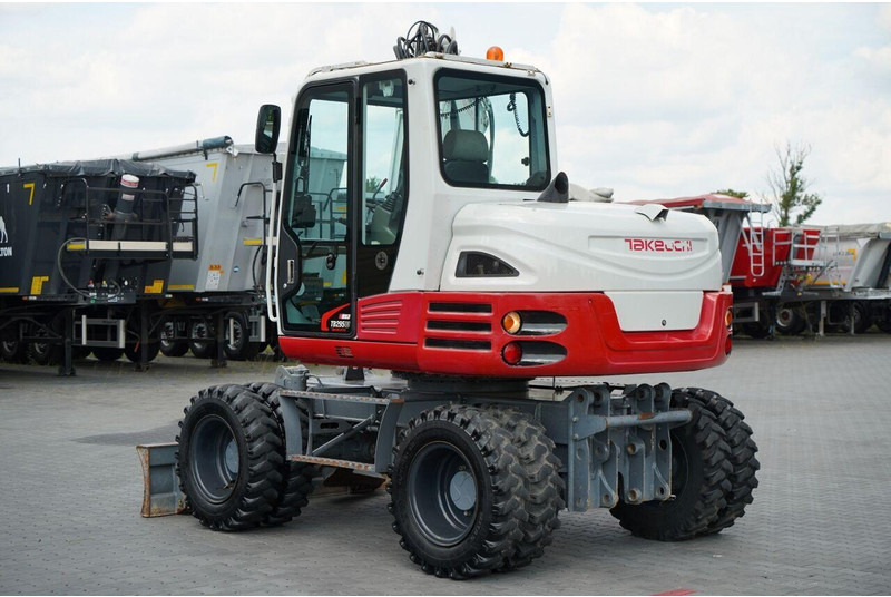 Takeuchi TB 295 W / KOPARKA KOŁOWA / 2016 ROK / PO KONTRAKCIE SERWISOWYM - Riteņu ekskavators: foto 3 Takeuchi TB 295 W / KOPARKA KOŁOWA / 2016 ROK / PO KONTRAKCIE SERWISOWYM - Riteņu ekskavators: foto 3