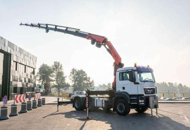 MAN TGS 33.400 6x4 PALFINGER PK 29002 Crane Winch - Vilcējs: foto 3 MAN TGS 33.400 6x4 PALFINGER PK 29002 Crane Winch - Vilcējs: foto 3