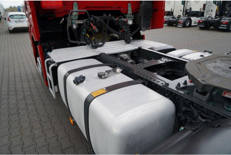 Vilcējs Mercedes-Benz ACTROS 1845: foto 13