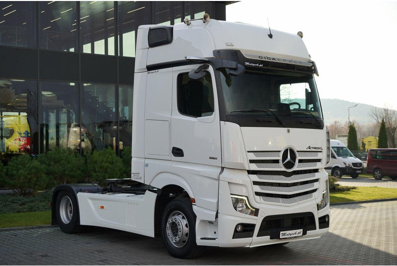 Mercedes-Benz ACTROS L 1851 / GIGA SPACE / RETARDER / 2022 R - Vilcējs: foto 4 Mercedes-Benz ACTROS L 1851 / GIGA SPACE / RETARDER / 2022 R - Vilcējs: foto 4