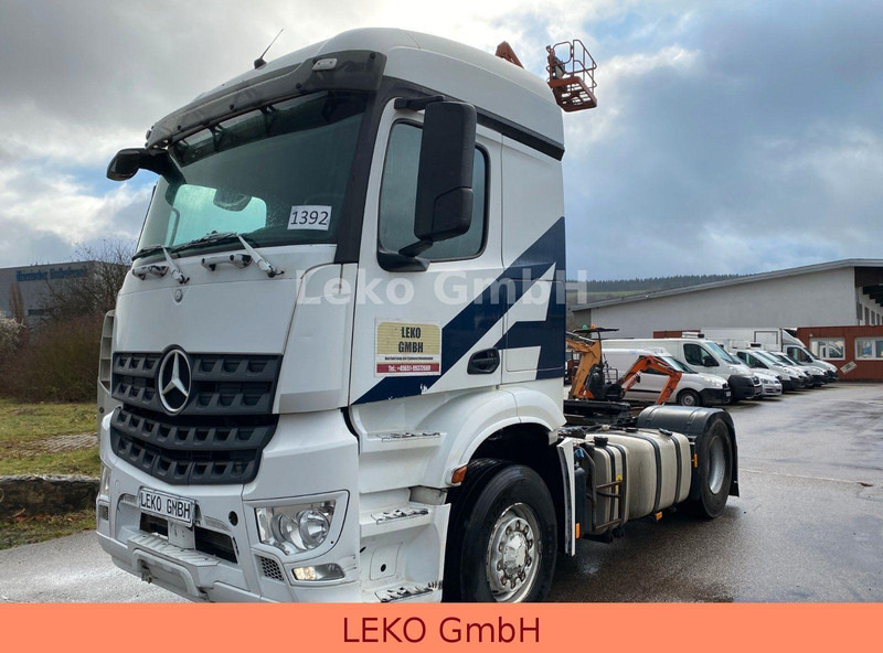 Mercedes-Benz Arocs 4x4 Euro 6 Kipphydraulik - Vilcējs: foto 3 Mercedes-Benz Arocs 4x4 Euro 6 Kipphydraulik - Vilcējs: foto 3
