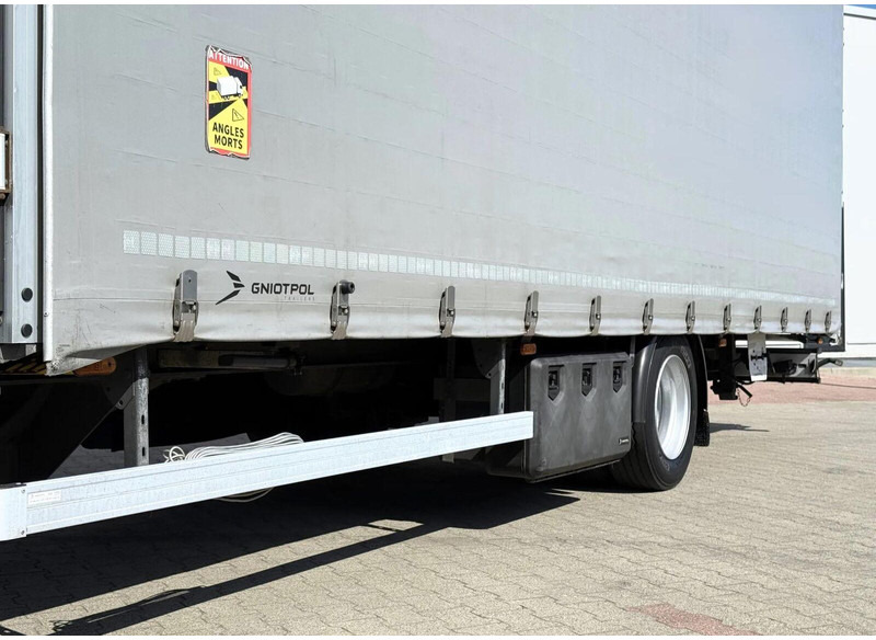 Vilcējs Renault T 380: foto 7