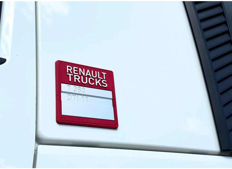 Vilcējs Renault T 380: foto 17
