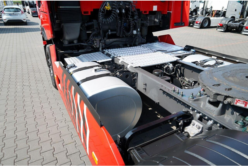 Vilcējs Renault T 480 / 13L / RETARDER / I-PARK COOL / OPONY 100 % / HIGH CAB /: foto 13 Vilcējs Renault T 480 / 13L / RETARDER / I-PARK COOL / OPONY 100 % / HIGH CAB /: foto 13