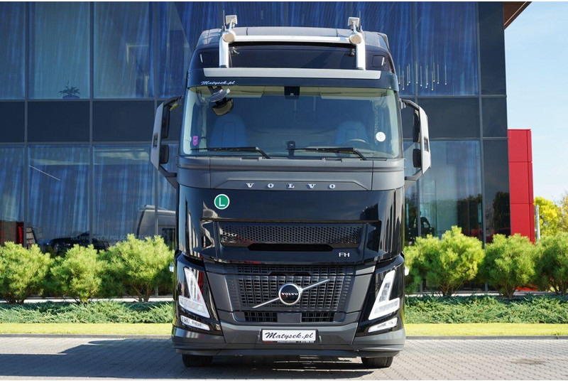 Volvo FH 500 / 2025 ROK / 97 TYS KM / XXL / I-SHIFT - Vilcējs: foto 4 Volvo FH 500 / 2025 ROK / 97 TYS KM / XXL / I-SHIFT - Vilcējs: foto 4