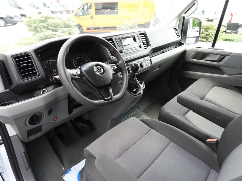 Volkswagen CRAFTER - Kravas automašīna ar slēgto virsbūvi: foto 2 Volkswagen CRAFTER - Kravas automašīna ar slēgto virsbūvi: foto 2