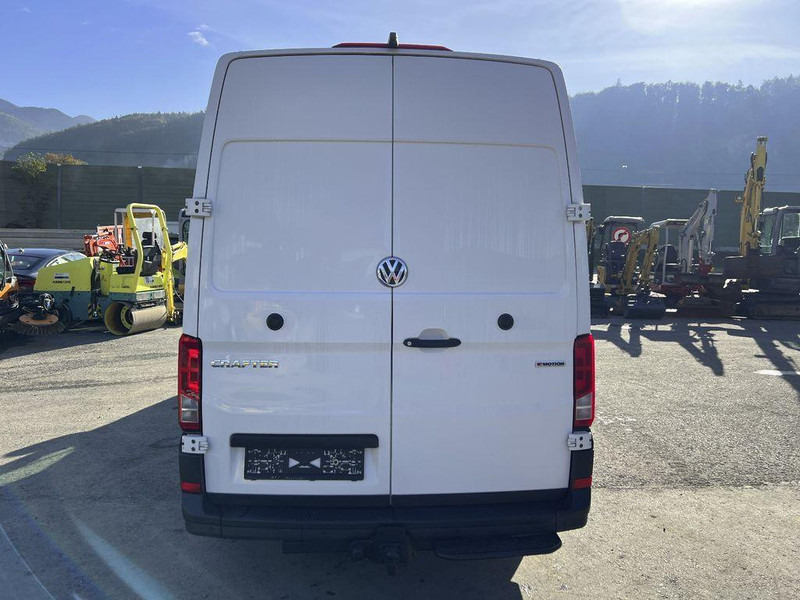 Volkswagen Crafter Van - Furgons ar slēgtā virsbūve: foto 5 Volkswagen Crafter Van - Furgons ar slēgtā virsbūve: foto 5