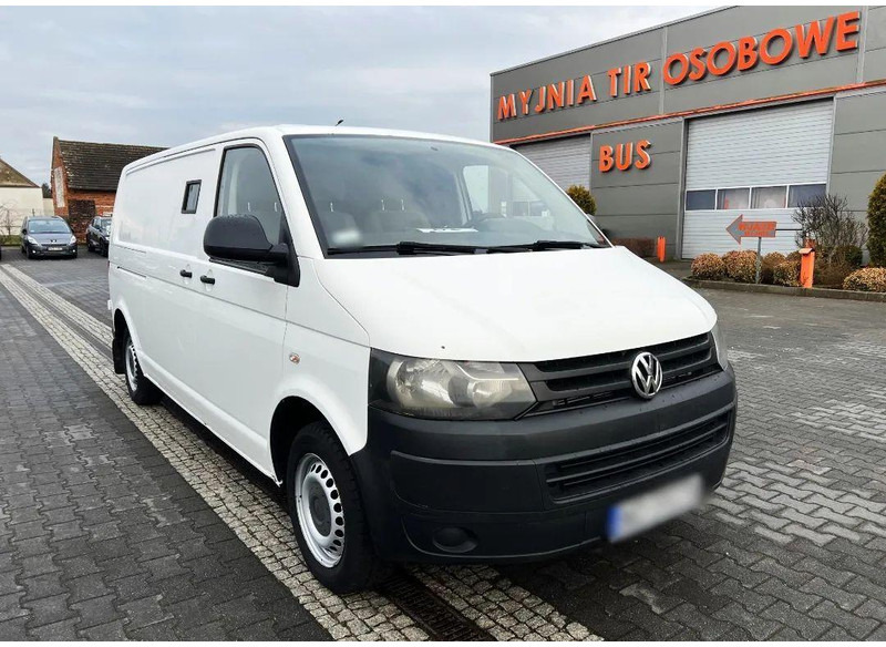 Volkswagen Transporter T5 Bankowóz Blaszak Long Salon PL, Jeden Właściciel - Furgons ar slēgtā virsbūve: foto 5 Volkswagen Transporter T5 Bankowóz Blaszak Long Salon PL, Jeden Właściciel - Furgons ar slēgtā virsbūve: foto 5