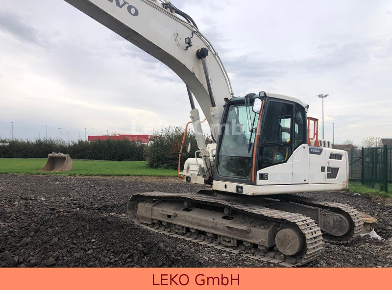 Volvo EC220DL - Kāpurķēžu ekskavators: foto 5 Volvo EC220DL - Kāpurķēžu ekskavators: foto 5