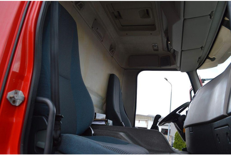 Volvo FE 18.280 - Bortu kravas automašīna/ Platforma, Kravas auto ar manipulatoru: foto 5 Volvo FE 18.280 - Bortu kravas automašīna/ Platforma, Kravas auto ar manipulatoru: foto 5