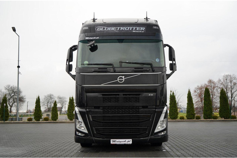 Volvo FH 460 / 6x2 / FIRANKA- 7,7 m / DACH PODNOSZONY / I-SAVE / KLIM - Kravas automašīna ar tentu: foto 2 Volvo FH 460 / 6x2 / FIRANKA- 7,7 m / DACH PODNOSZONY / I-SAVE / KLIM - Kravas automašīna ar tentu: foto 2