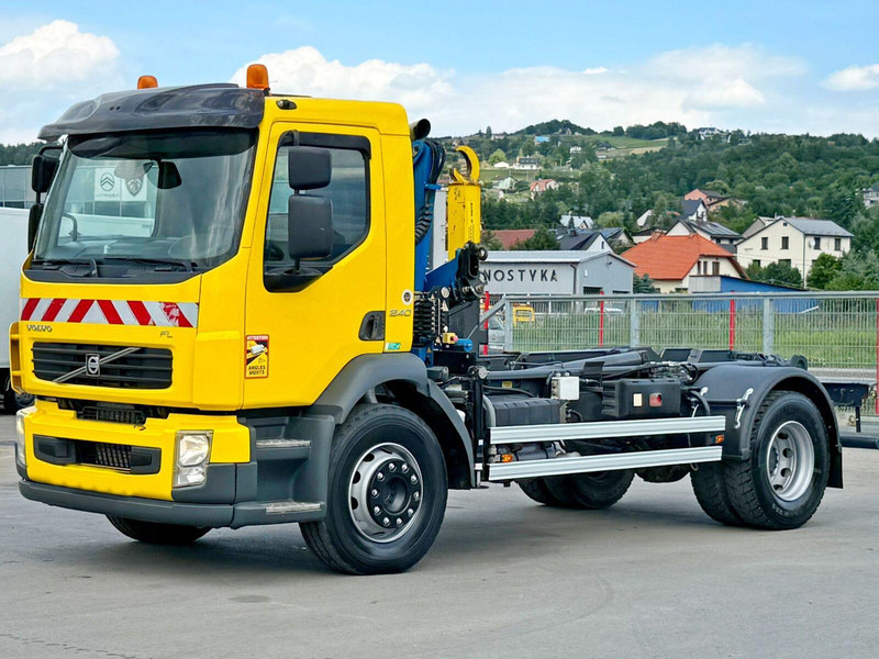 Volvo FL 240 * Abrollkipper * HMF 270 K2 * TOPZUSTAND - Pacēlājs ar āķi, Kravas auto ar manipulatoru: foto 4 Volvo FL 240 * Abrollkipper * HMF 270 K2 * TOPZUSTAND - Pacēlājs ar āķi, Kravas auto ar manipulatoru: foto 4