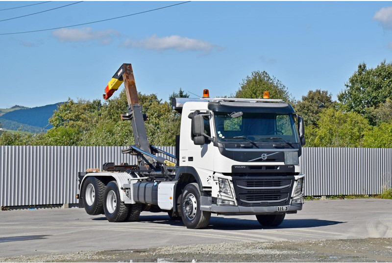 Volvo FM 410 * Abrollkipper * TOPZUSTAND / 6x4 - Pacēlājs ar āķi: foto 1 Volvo FM 410 * Abrollkipper * TOPZUSTAND / 6x4 - Pacēlājs ar āķi: foto 1
