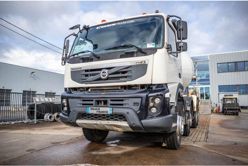 Volvo FMX 410 +LIEBHERR9M³ - Betonvedējs: foto 5 Volvo FMX 410 +LIEBHERR9M³ - Betonvedējs: foto 5