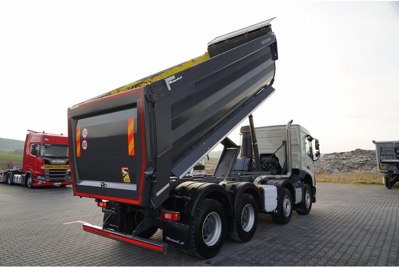Volvo FMX 460 / 8x4 / WYWROTKA TYLNOZSYPOWA / MEILLER KIPPER / EURO 6 - Kravas automašīna pašizgāzējs: foto 4 Volvo FMX 460 / 8x4 / WYWROTKA TYLNOZSYPOWA / MEILLER KIPPER / EURO 6 - Kravas automašīna pašizgāzējs: foto 4