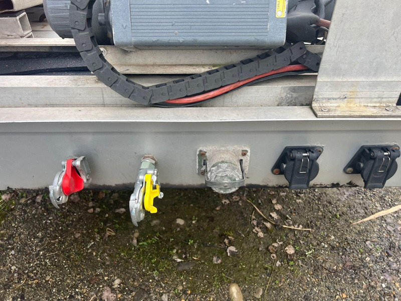 Fgs for 2 cars + winch - Puspiekabe autovedējs: foto 4 Fgs for 2 cars + winch - Puspiekabe autovedējs: foto 4