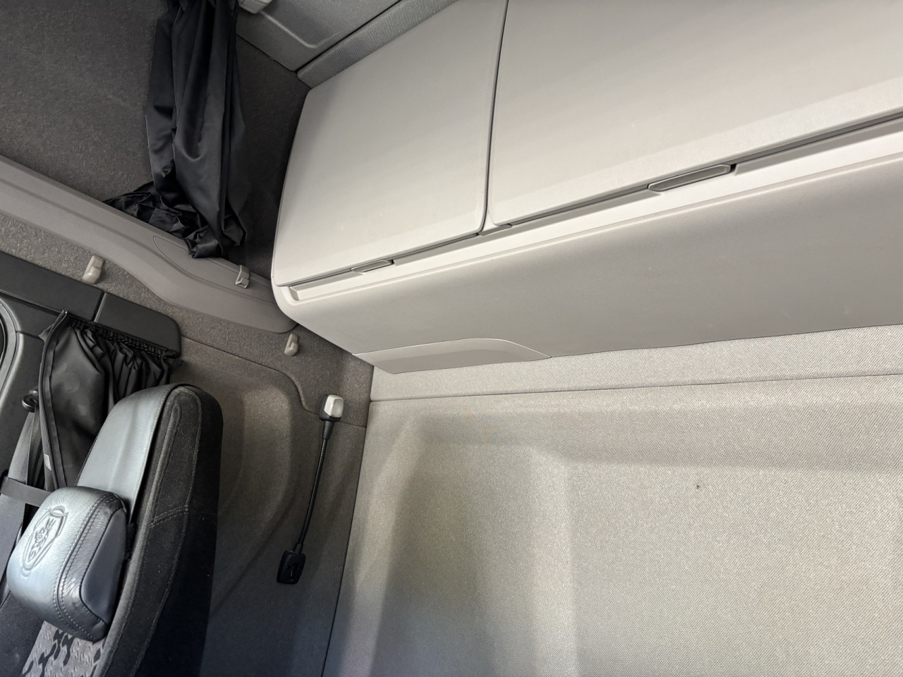 Vilcējs SCANIA R 450 A4x2NB: foto 7 Vilcējs SCANIA R 450 A4x2NB: foto 7