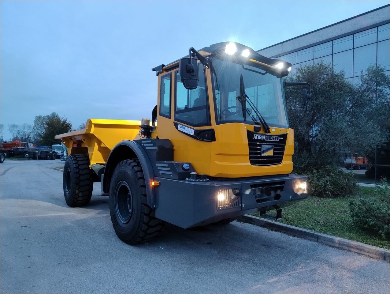 Bergmann C815s - Artikulētias pašizgāzējs: foto 2 Bergmann C815s - Artikulētias pašizgāzējs: foto 2