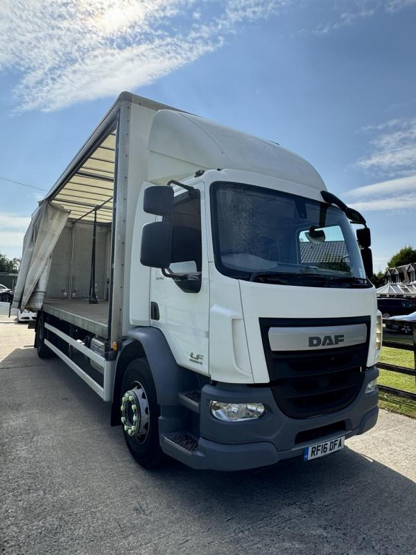 DAF FA CF 250 18 Ton Curtainsider - Kravas automašīna ar tentu: foto 2 DAF FA CF 250 18 Ton Curtainsider - Kravas automašīna ar tentu: foto 2