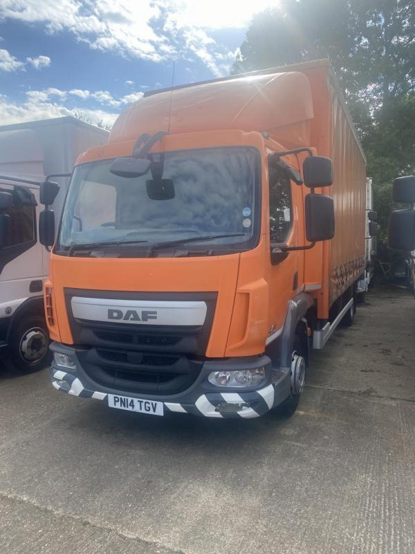 DAF FA45-180 12 Ton Curtansider - Kravas automašīna ar tentu: foto 1 DAF FA45-180 12 Ton Curtansider - Kravas automašīna ar tentu: foto 1