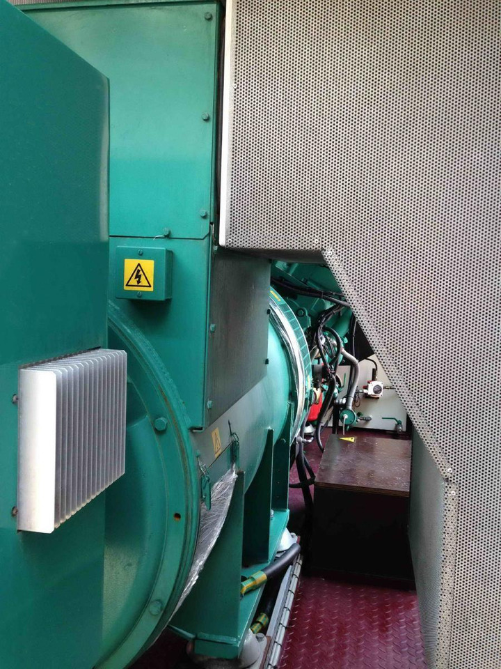 Elektroģenerators Cummins Generator 1250 KVA QSK45-G4 Engine Super silent Silent: foto 9