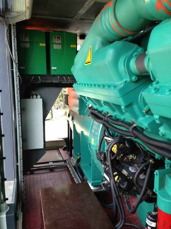 Elektroģenerators Cummins Generator 1250 KVA QSK45-G4 Engine Super silent Silent: foto 13