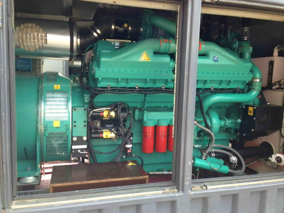 Elektroģenerators Cummins Generator 1250 KVA QSK45-G4 Engine Super silent Silent: foto 10
