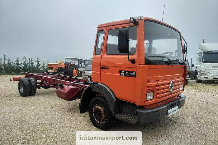 RENAULT Midliner S120 Turbo 7.7 Ton Chassis Cab Truck | ZF Manual | - Šasija kravas automašīna: foto 1 RENAULT Midliner S120 Turbo 7.7 Ton Chassis Cab Truck | ZF Manual | - Šasija kravas automašīna: foto 1