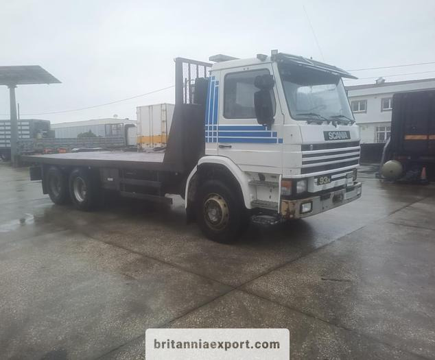 SCANIA P 93 M 280 | 6X2 | On springs suspension | - Bortu kravas automašīna/ Platforma: foto 1 SCANIA P 93 M 280 | 6X2 | On springs suspension | - Bortu kravas automašīna/ Platforma: foto 1