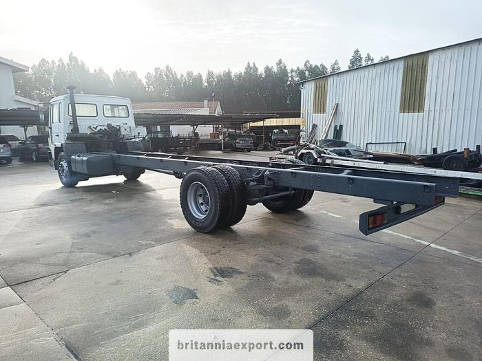 VOLVO FL6 19 | Intercooler | On springs | On 10 studs - Šasija kravas automašīna: foto 3 VOLVO FL6 19 | Intercooler | On springs | On 10 studs - Šasija kravas automašīna: foto 3