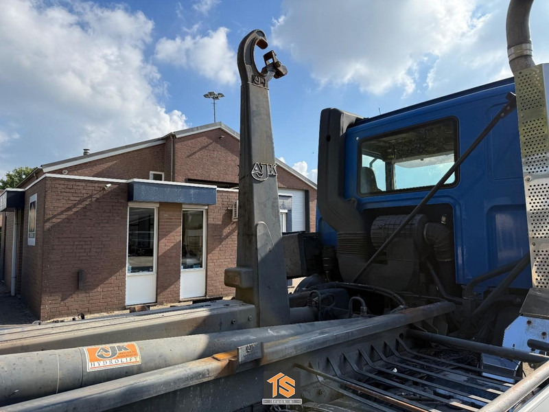 DAF FAN CF75 310 - AUTOMATIC - E4 - NL TOP TRUCK - TUV 2/26 - Konteineru vedējs/ Kravas automašīna ar noņemamā virsbūve: foto 3 DAF FAN CF75 310 - AUTOMATIC - E4 - NL TOP TRUCK - TUV 2/26 - Konteineru vedējs/ Kravas automašīna ar noņemamā virsbūve: foto 3