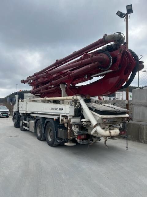 Volvo FMX500 8x4 / JUN JIN 43 mtr pump - Betona sūknis: foto 4 Volvo FMX500 8x4 / JUN JIN 43 mtr pump - Betona sūknis: foto 4