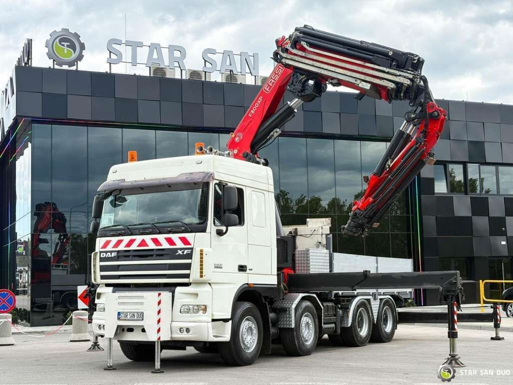 DAF XF 105.510 8x4 FASSI F800 XP Crane Fifth wheel - Kravas auto ar manipulatoru: foto 2 DAF XF 105.510 8x4 FASSI F800 XP Crane Fifth wheel - Kravas auto ar manipulatoru: foto 2