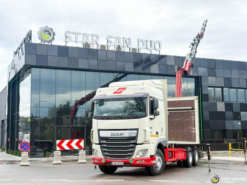 DAF XF 440 6x2 Fassi F365 FLY JIBCranePallet Grippe - Kravas auto ar manipulatoru: foto 4 DAF XF 440 6x2 Fassi F365 FLY JIBCranePallet Grippe - Kravas auto ar manipulatoru: foto 4