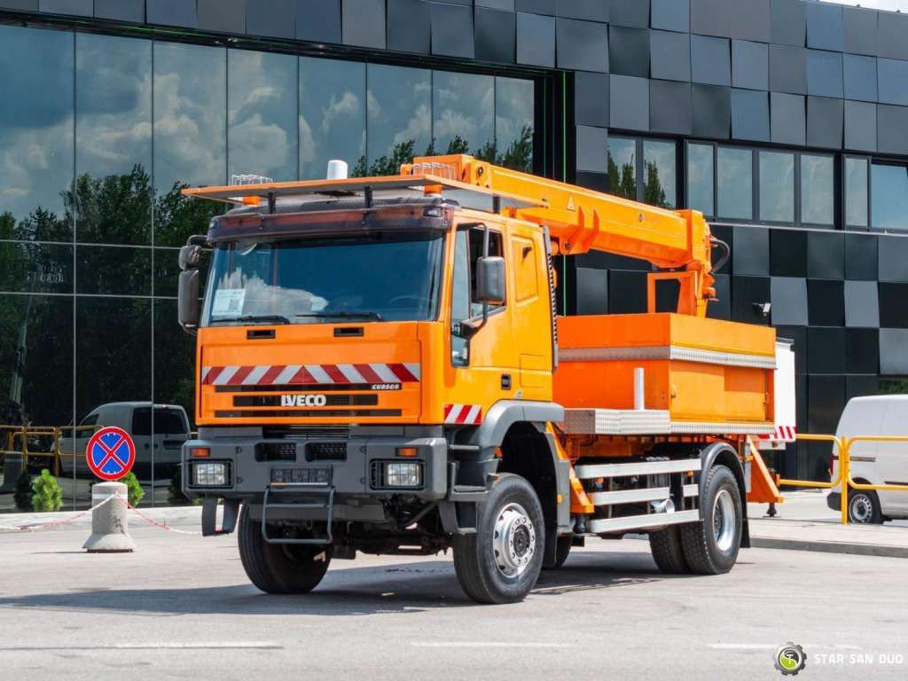 Iveco CURSOR 240 4x4 RUTHMANN T225 22,5 Meters Lift - Autopacēlājs: foto 2 Iveco CURSOR 240 4x4 RUTHMANN T225 22,5 Meters Lift - Autopacēlājs: foto 2