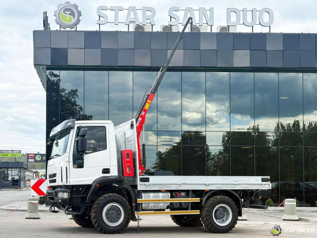 Iveco Eurocargo 4x4 HMF 202 Euro 6 mileage: 76,000 k - Kravas auto ar manipulatoru: foto 1 Iveco Eurocargo 4x4 HMF 202 Euro 6 mileage: 76,000 k - Kravas auto ar manipulatoru: foto 1